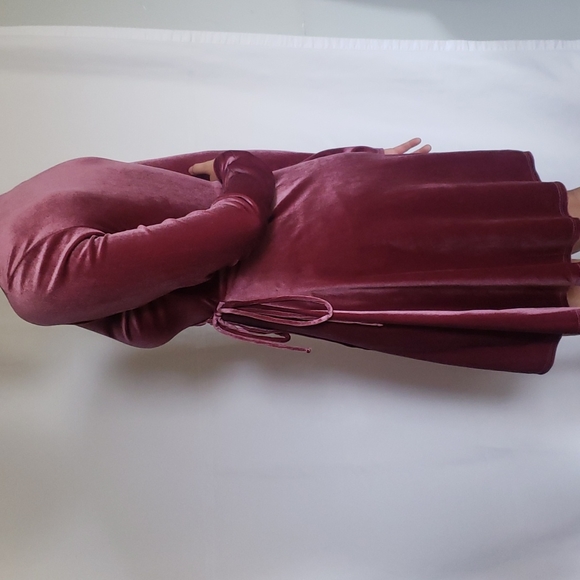 Long-sleeve HYFVE Pink Velvet Wrap-Tie dress - Picture 5 of 6